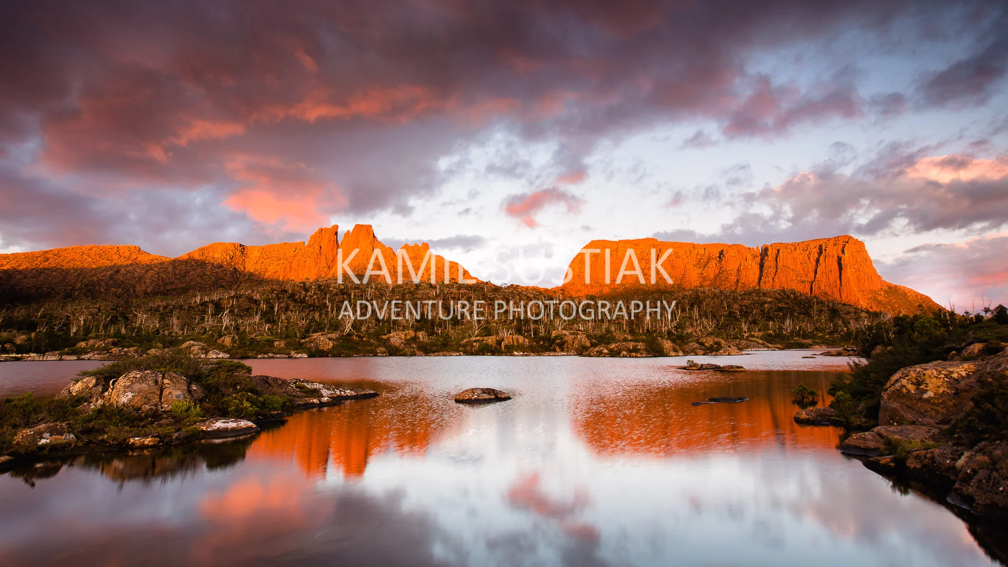 001-Kamil-Sustiak-009A4023-Edit.jpg