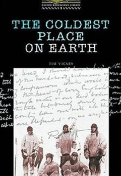 In the summer of 1910, a race began. A race to be the first man at the South Pole, in Antarctica. Robert Falcon Scott, an Englishman, left London in his ship, the Terra Nova, and began the long journey south. Five days later, another ship also began to travel south, carrying Roald Amundsen, a Norwegian.