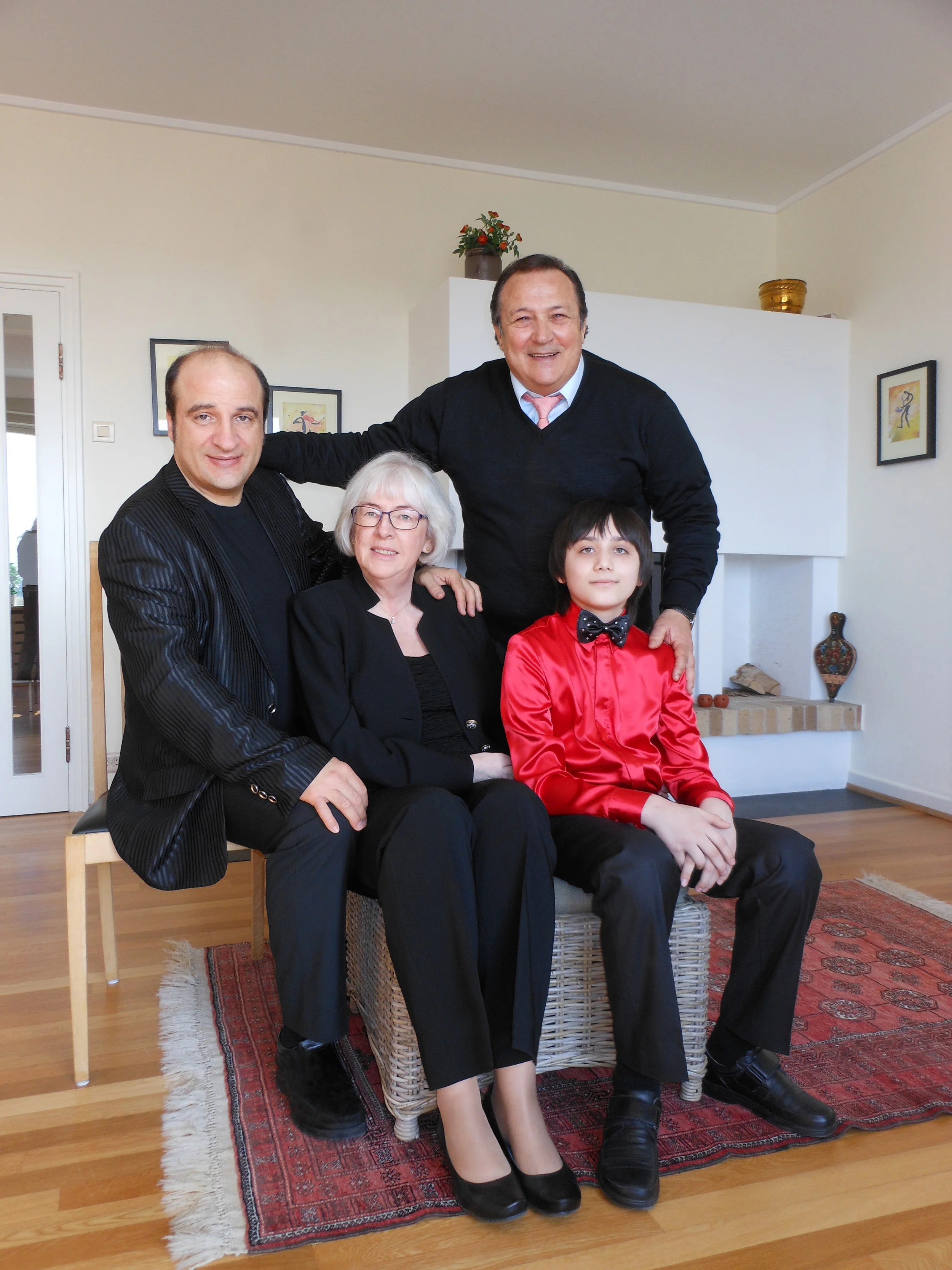 Team Robertino with Felix.jpg