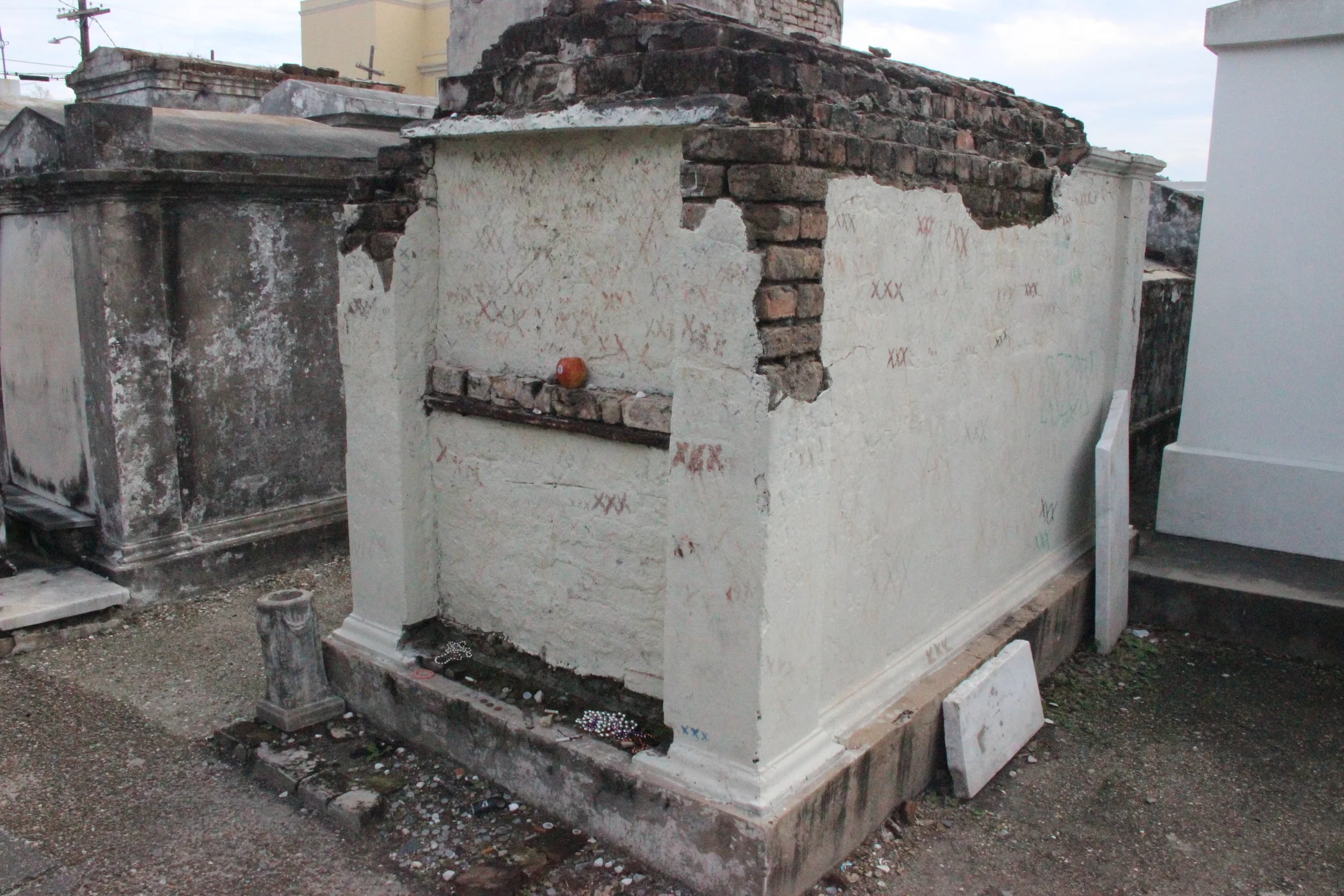 Monsieur Dupre's tomb