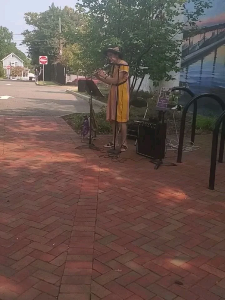 Some highlights from a wonderful performance from @carolsudhalter at the #artwalkpw event. Swipe to hear more! 🔜

Thanks again
@residentsforward @tryportfirst
