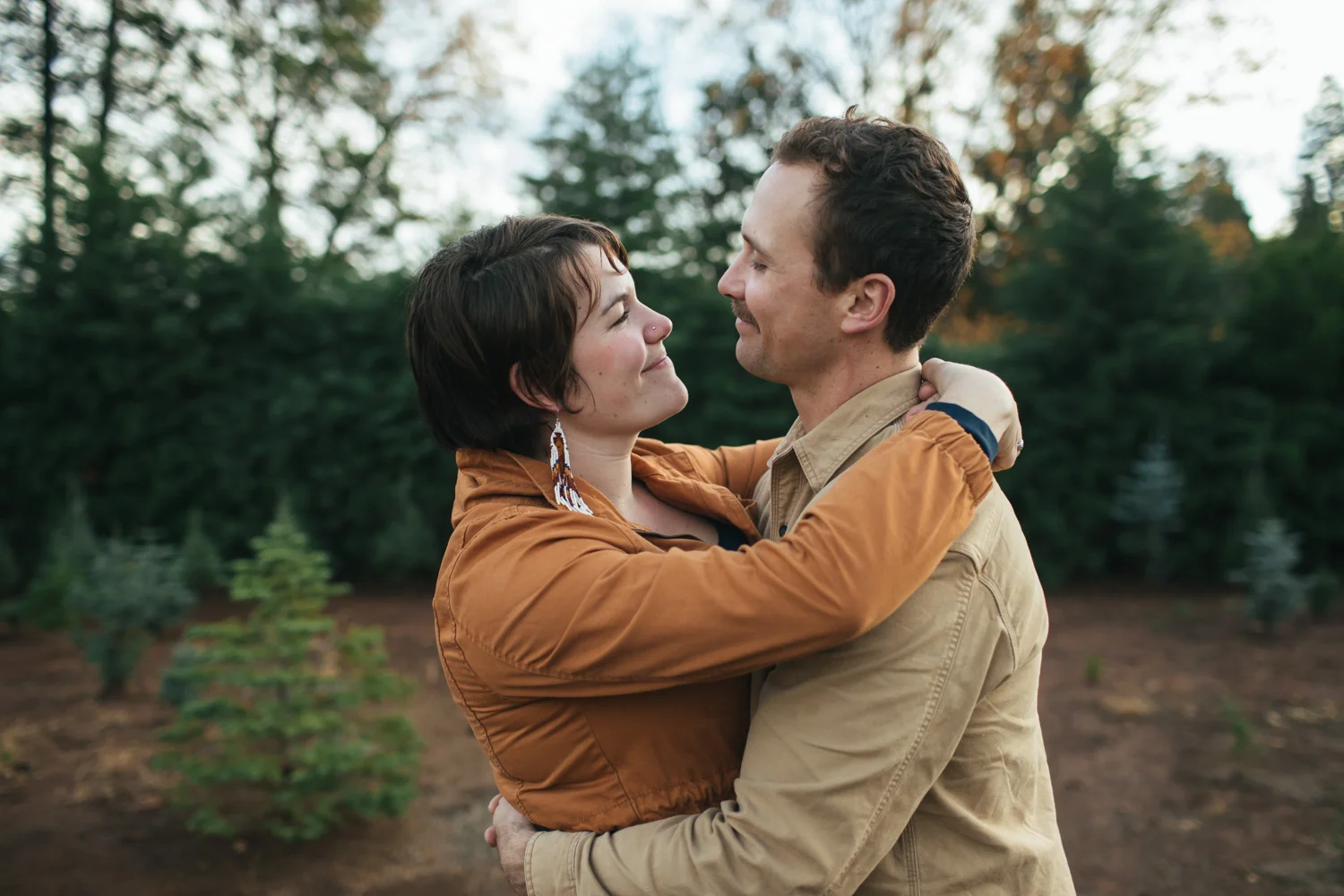 grass-valley-nevada-city-engagement-couples-wedding-photographer.jpg