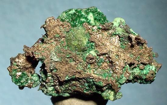 A rarely seen combination of native silver with dioptase (a copper cyclosilicate mineral) from Mindouli, Mindouli District, Pool Department, Republic of Congo (Brazzaville)