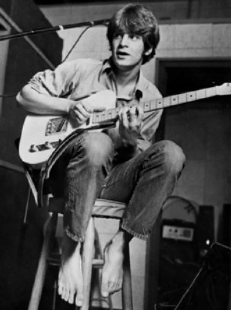 AlexChilton_t300.jpg