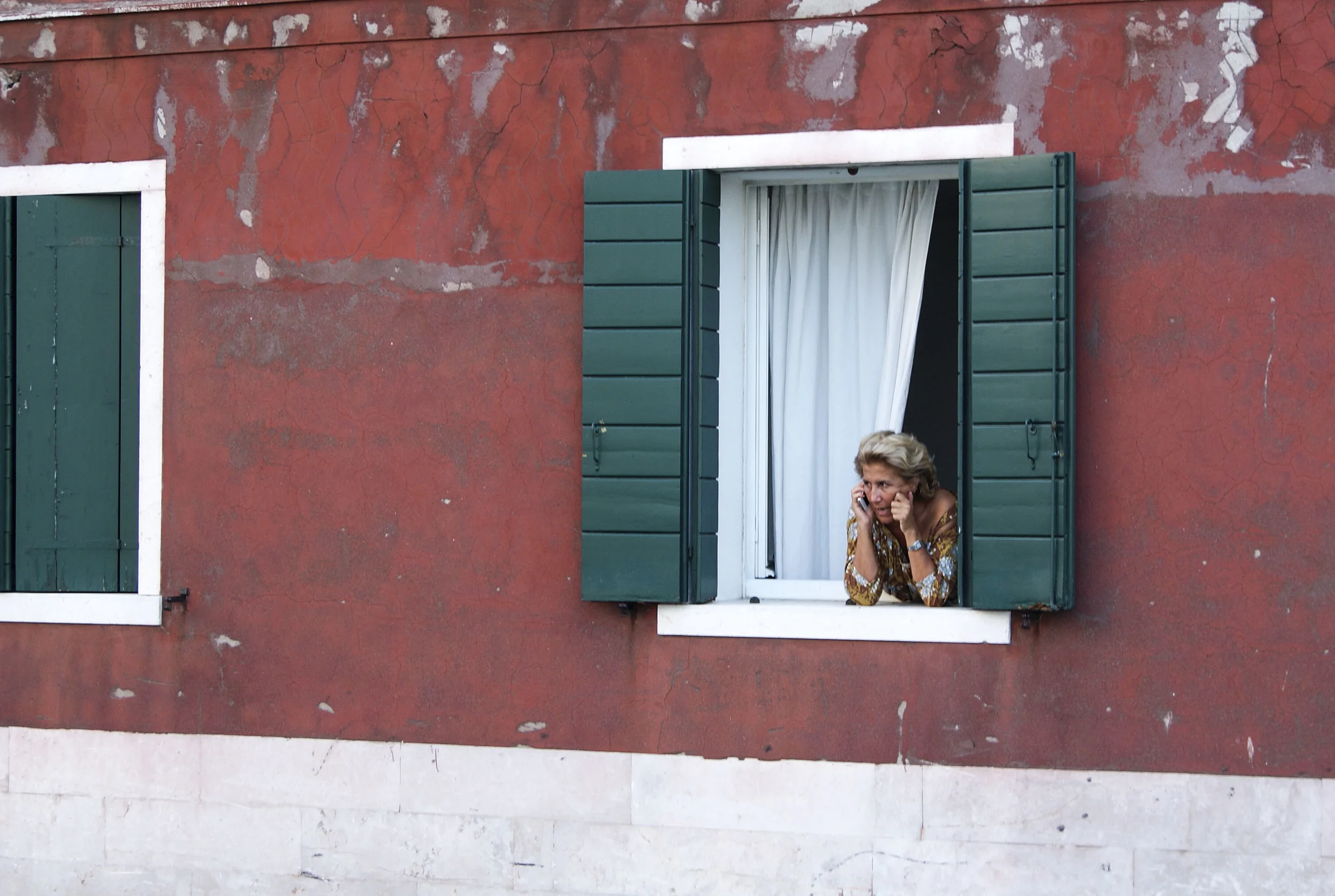 ladyinwindow.JPG