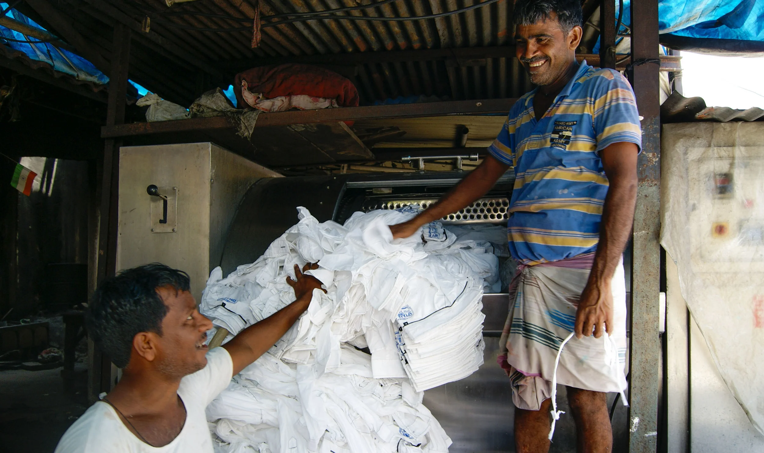 washingmen.JPG