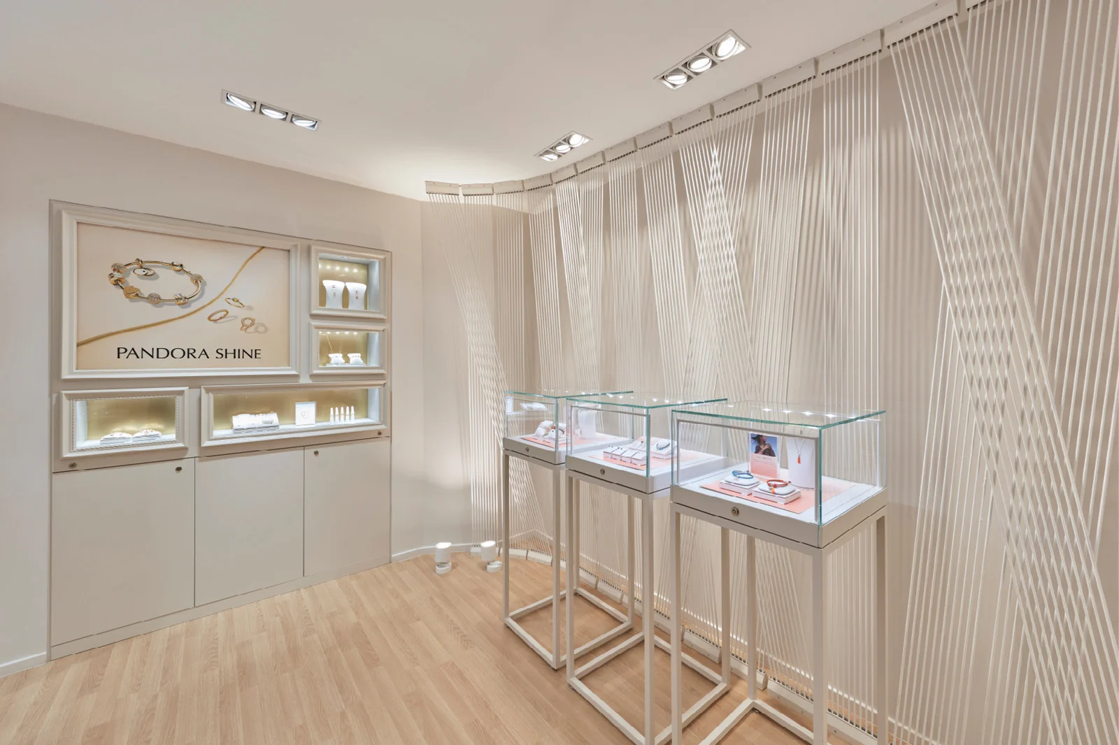 Pandora Boutique - Melbourne