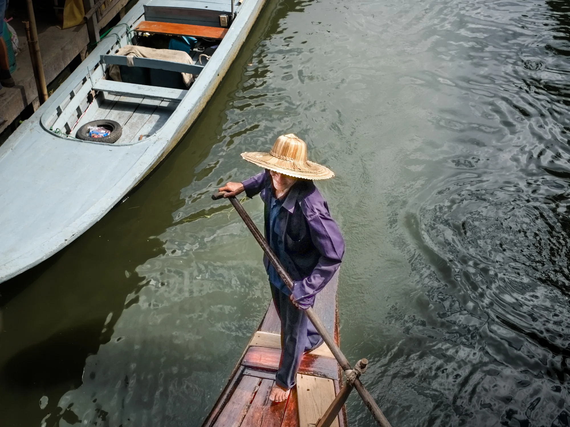 KENC3834 longboat bridge 2000px.jpg