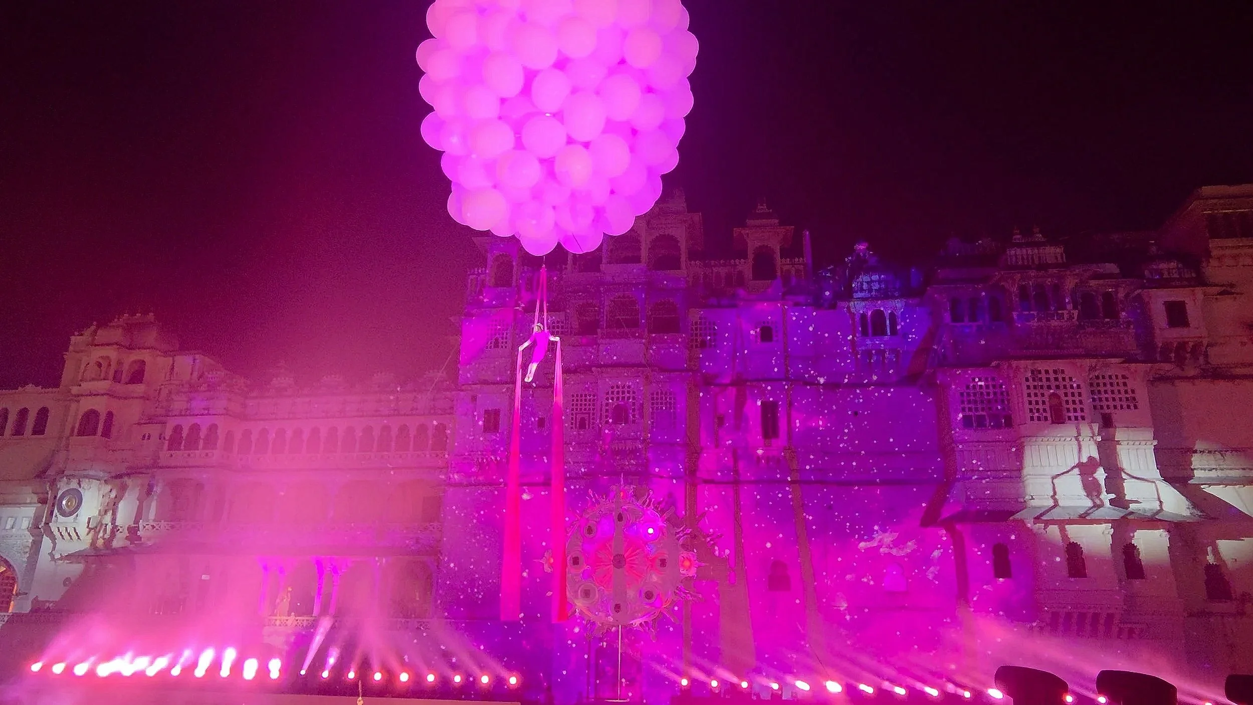 mantena-wedding-cirque-du-soleil-udaipur.jpg