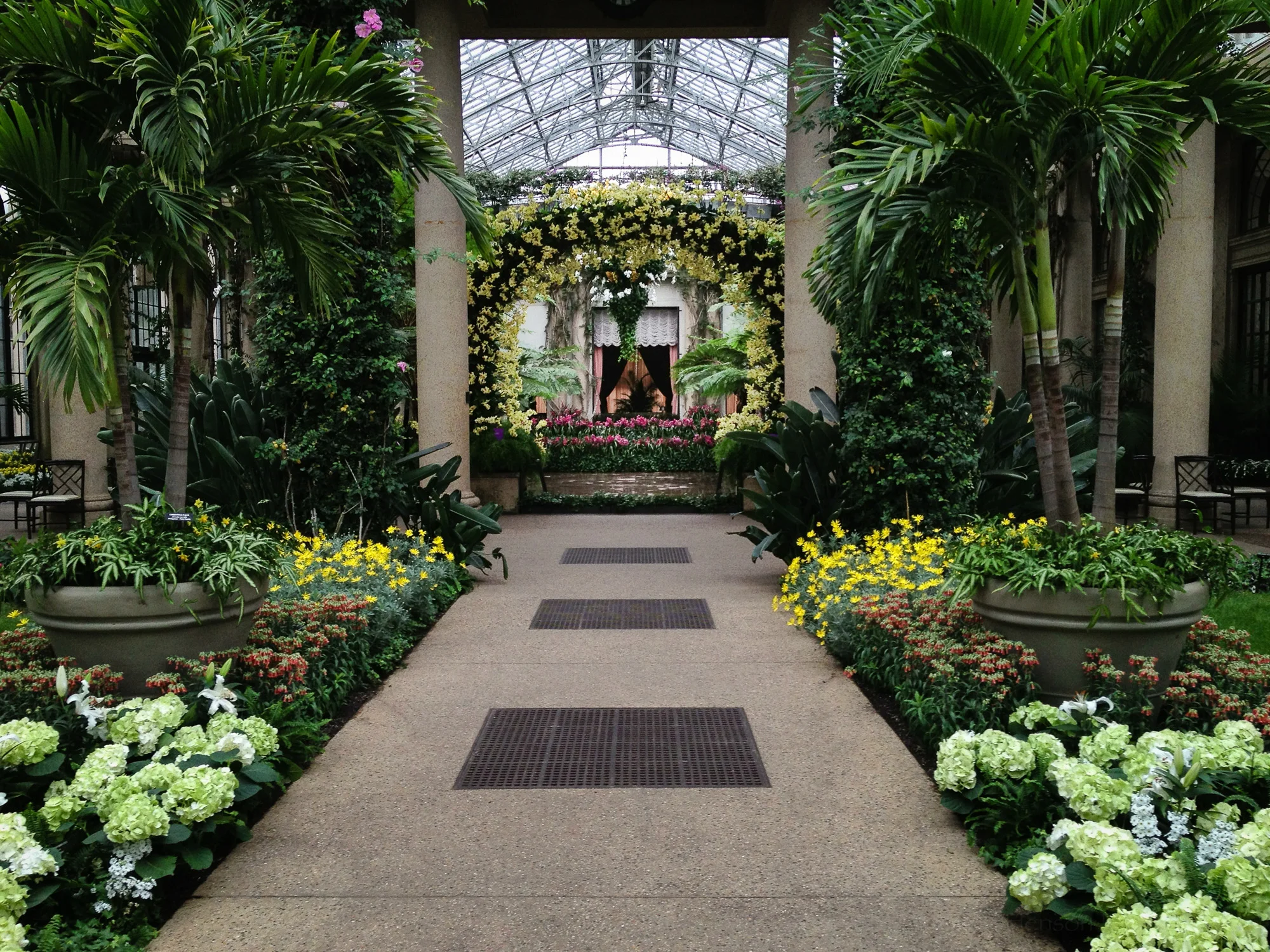 6: So many beautifully laid out walkways