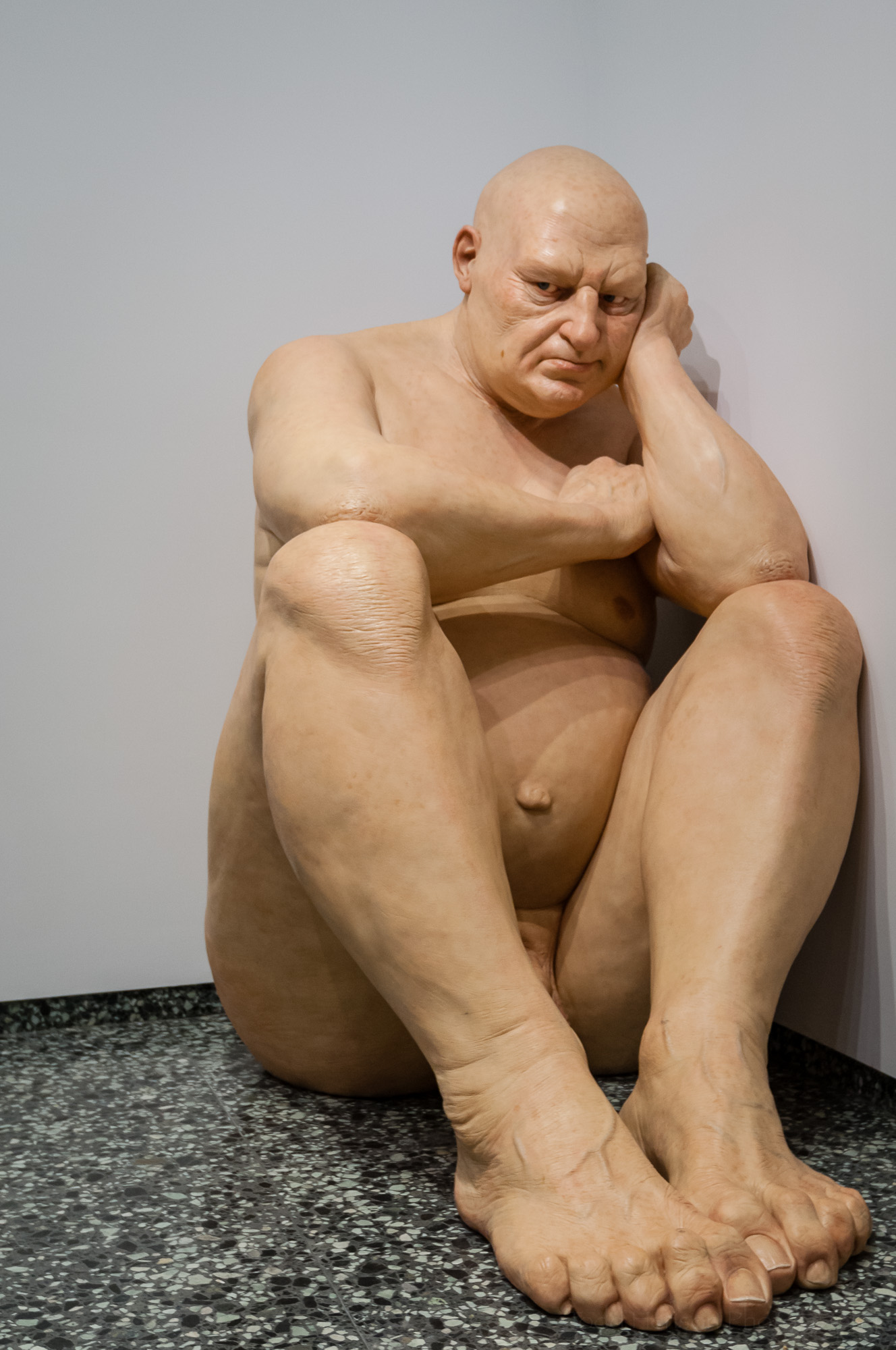Untitled (Big Man) sculpture by Ron Meuck in the Smithsonian Hirshhorn Museum