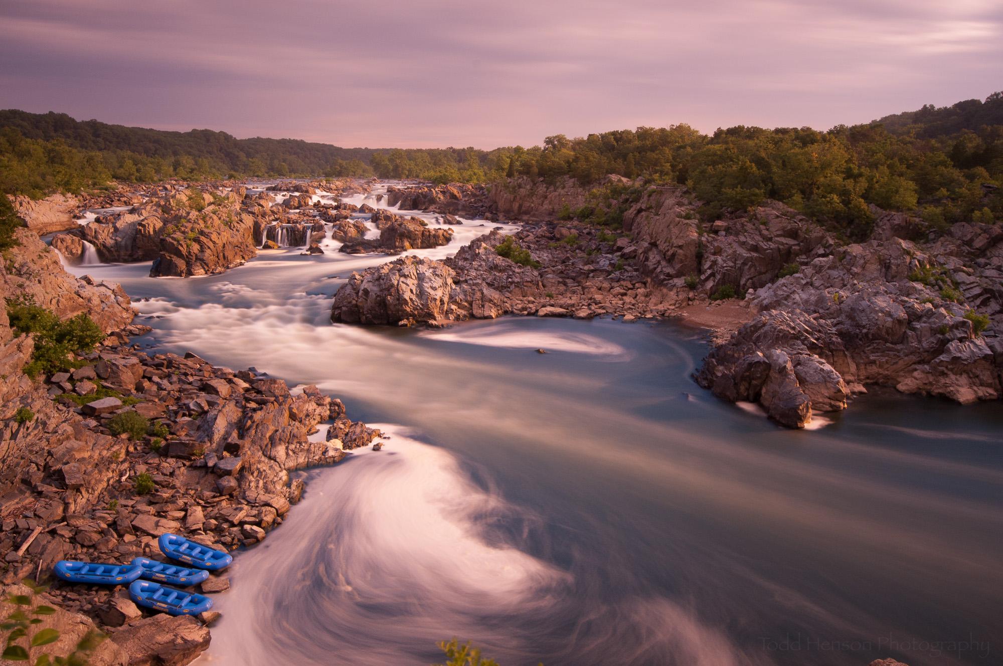 Unprocessed raw image with both filters (Gold-N-Blue more towards the blue side) and a little help from the sun.