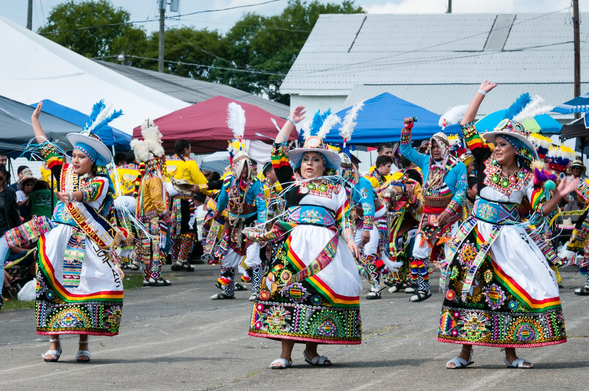 Tinkus San Simon USA performing a Tinkus dance.