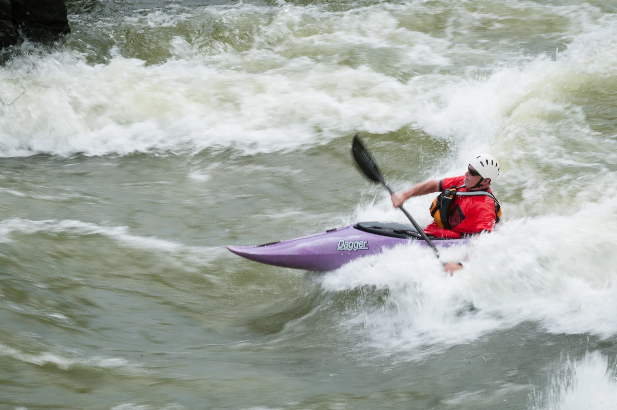 A small aperture results in a slower shutter speed, helping convey action by blurring the water. ISO 320, aperture f/25, shutter speed 1/60 second.
