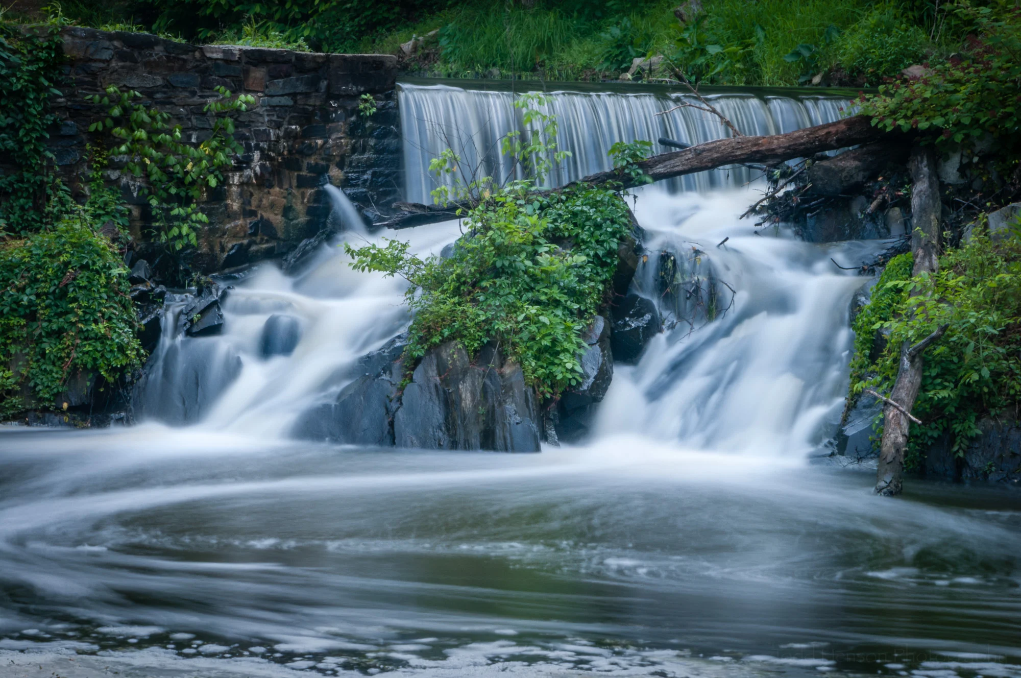 Canal Falls (2009)