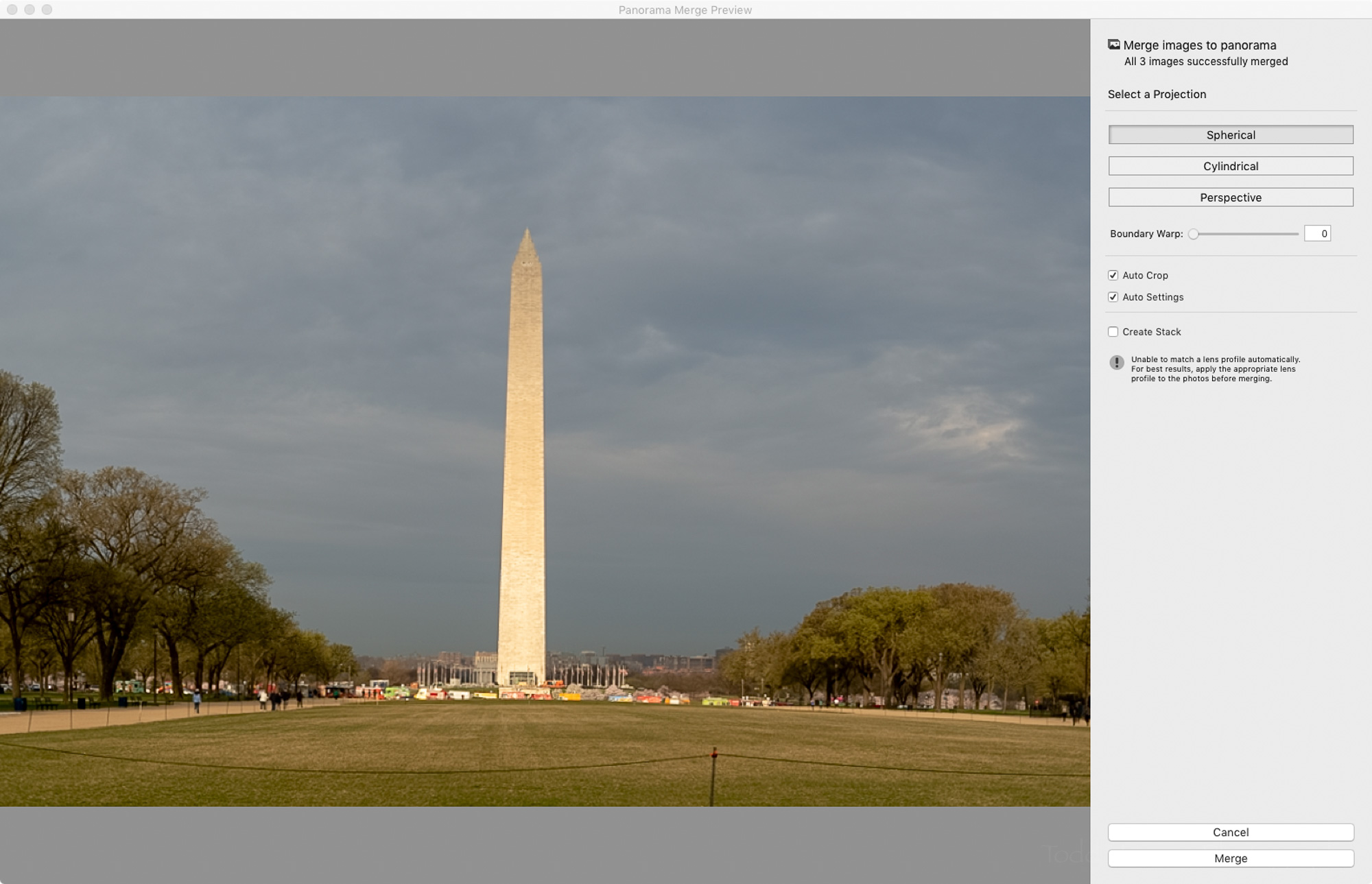 Lightroom’s Auto Crop option.