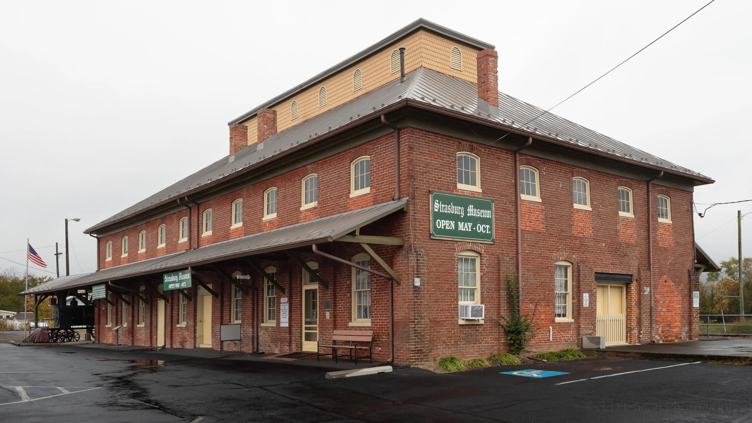 Another view of the outside of the Strasburg Museum in Strasburg, Virginia