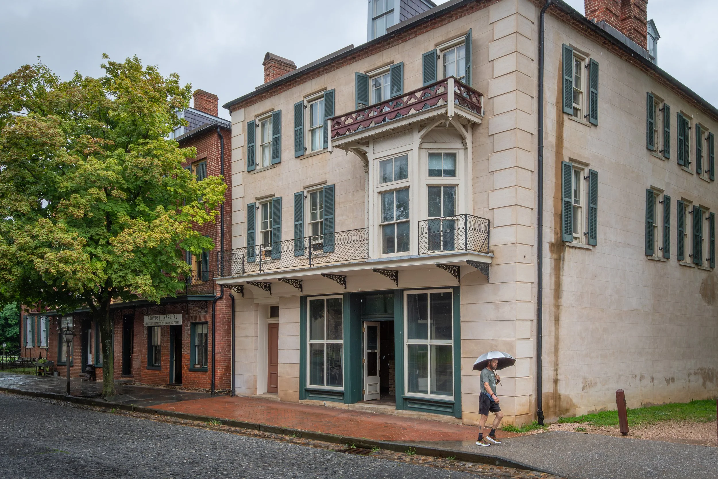 The corner of Shenandoah Street and Market Street