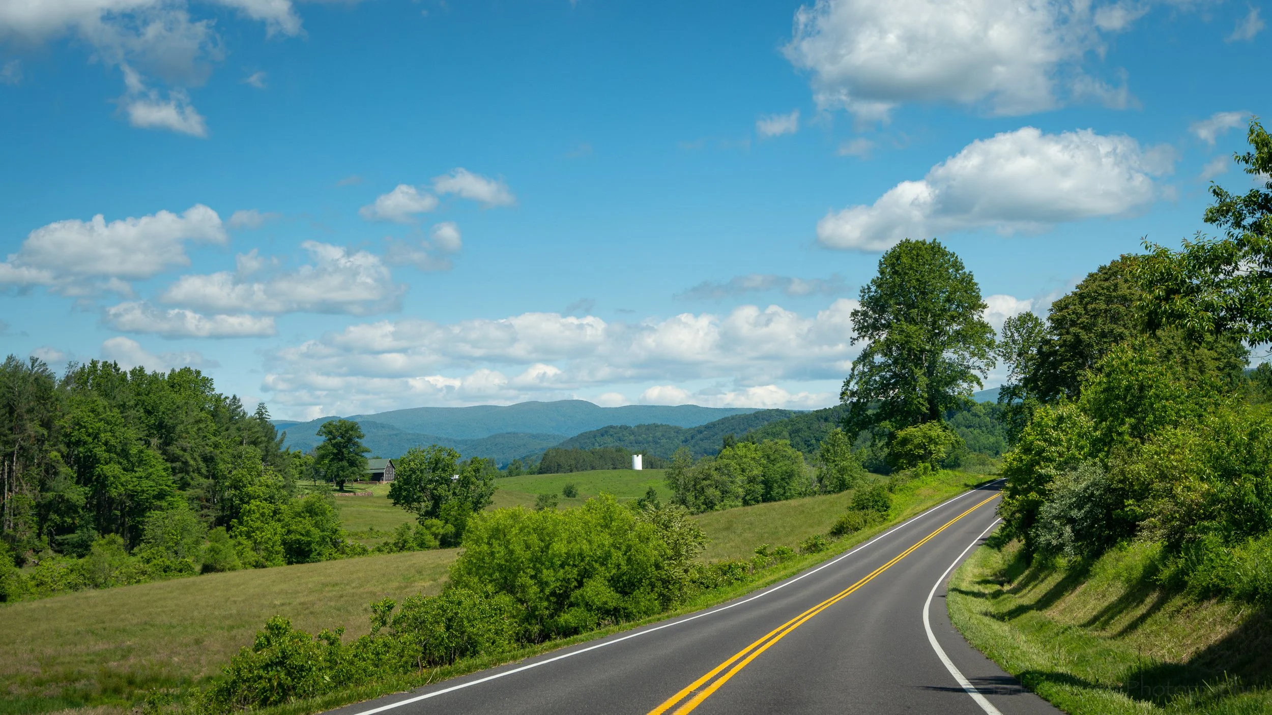 1-west-on-sperryville-pike_THP.jpg
