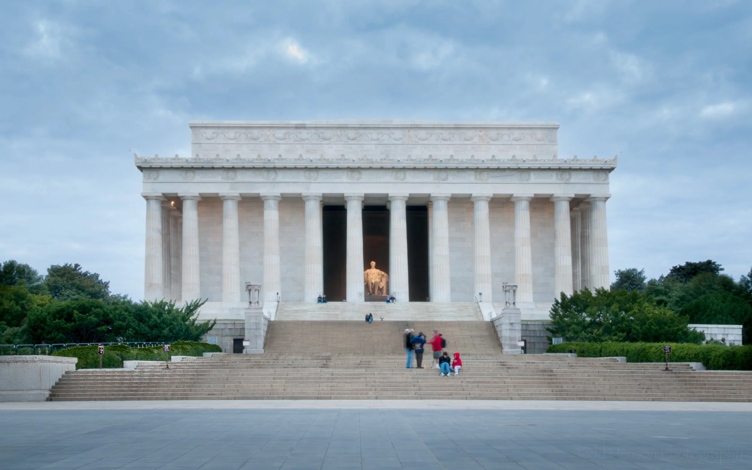 Early morning at the Lincoln Memorial in Washington DC.