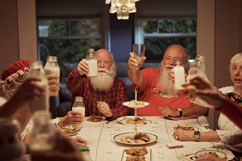 05_250925_Santa_DiningRoom_0455.png