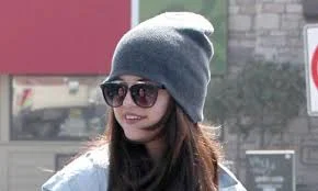 Selena Gomez Quits Singing To Focus On Acting!