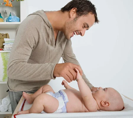 dad-baby-photo-450x400-ts-86517852.jpg