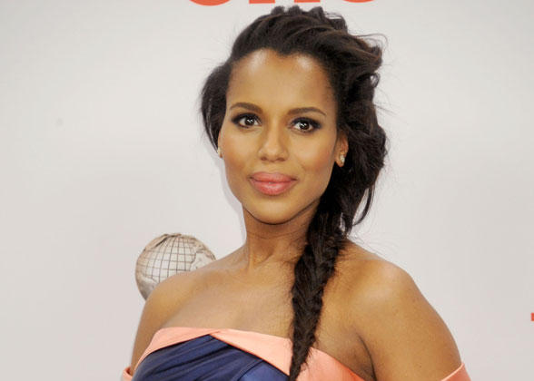 To recreate Kerry Washington's voluminous fishtail braid, add texturizing spray and tease hair at the crown before styling.