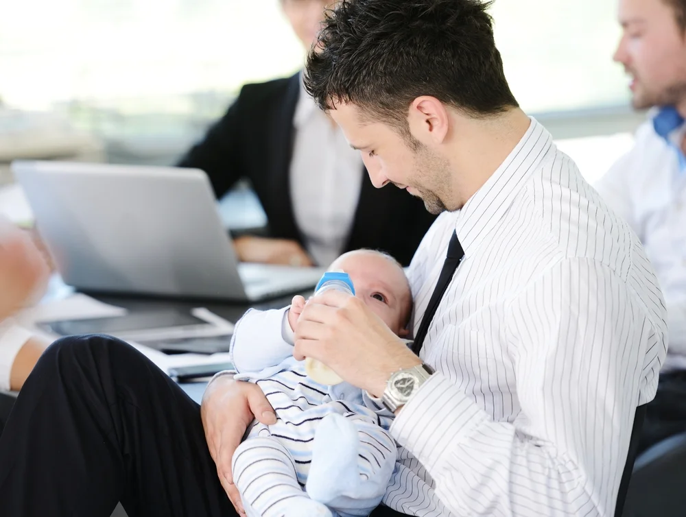 Dads Earn Way More Than Men Without Kids According To A New Study
