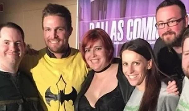 Real Superhero: ‘Arrow’ Star Grants Grieving Texas Mom’s Wish