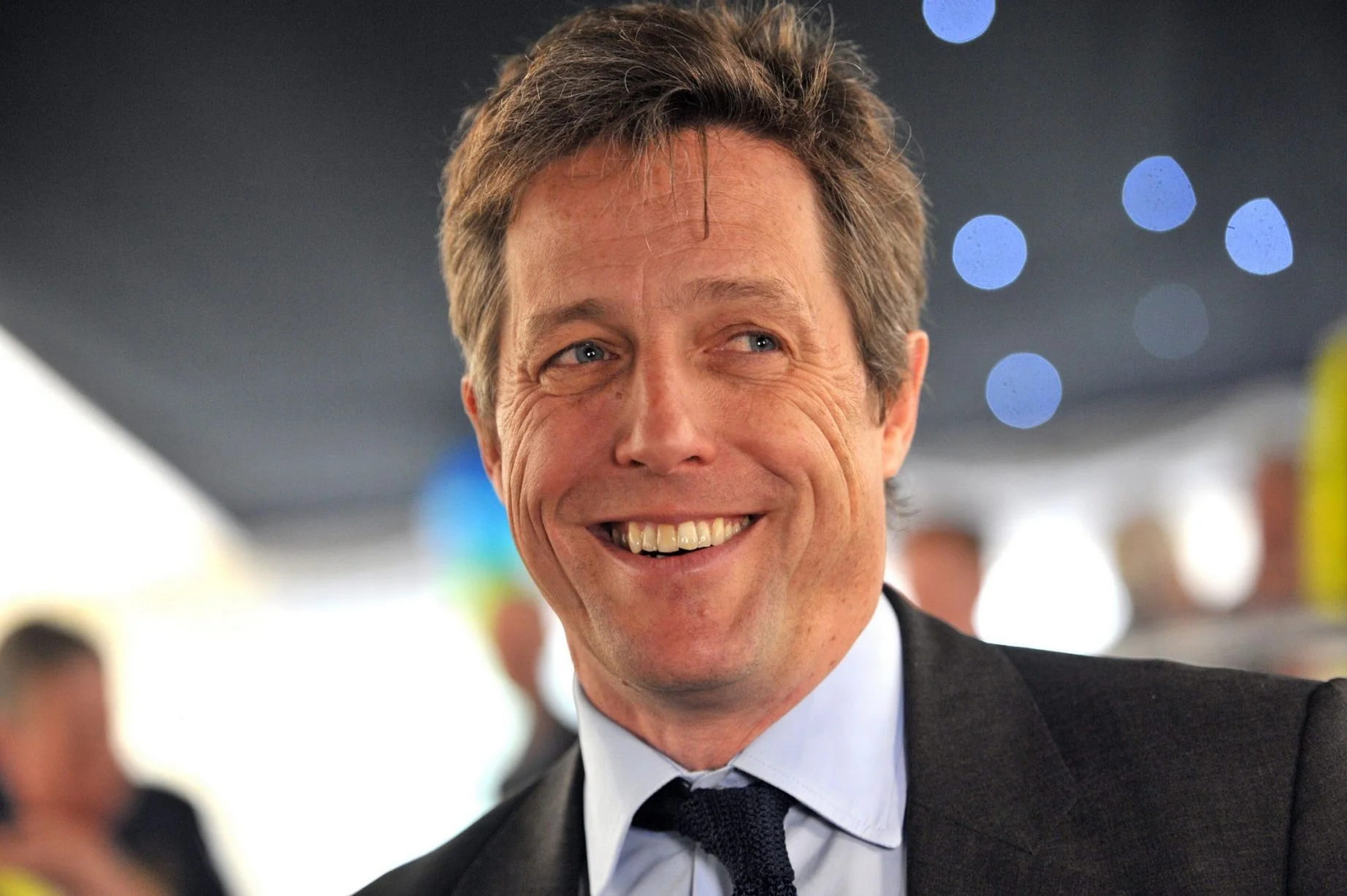 Hugh Grant - Fatherhood "Made Him Nicer"