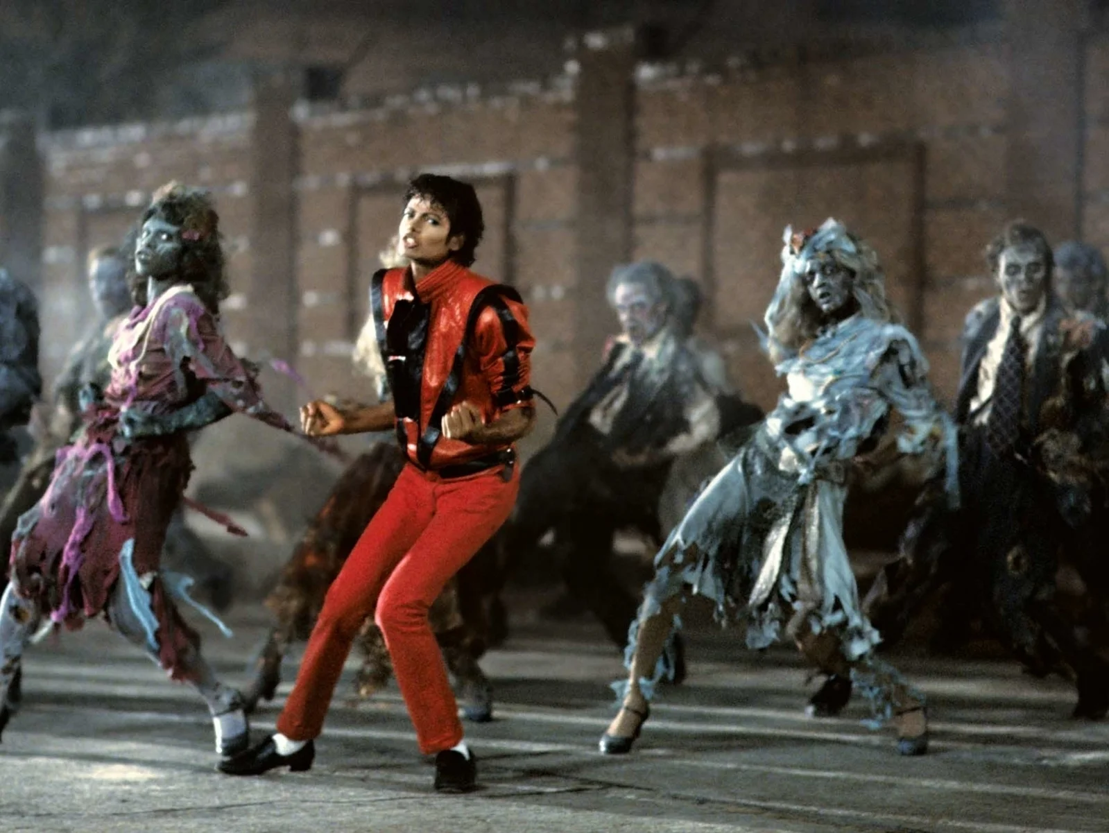Pregnant Mom Dances Tto Michael Jackson's 'Thriller' In Hopes Of Triggering Birth
