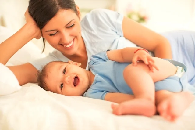 5 Fashion Tips For Breastfeeding Moms