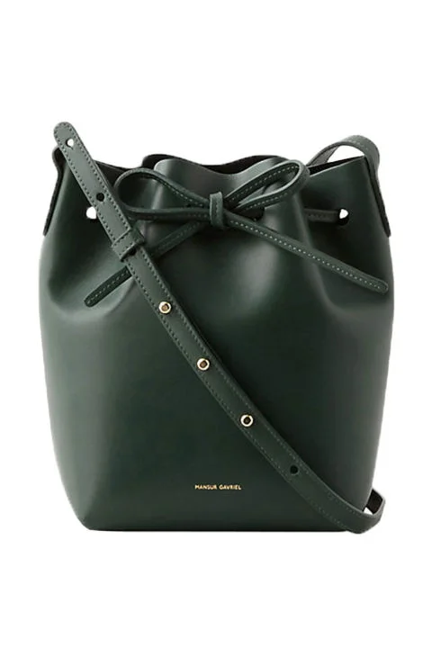 Gift Guide: 14 Best Holiday Gifts To Get Your Wife This Year