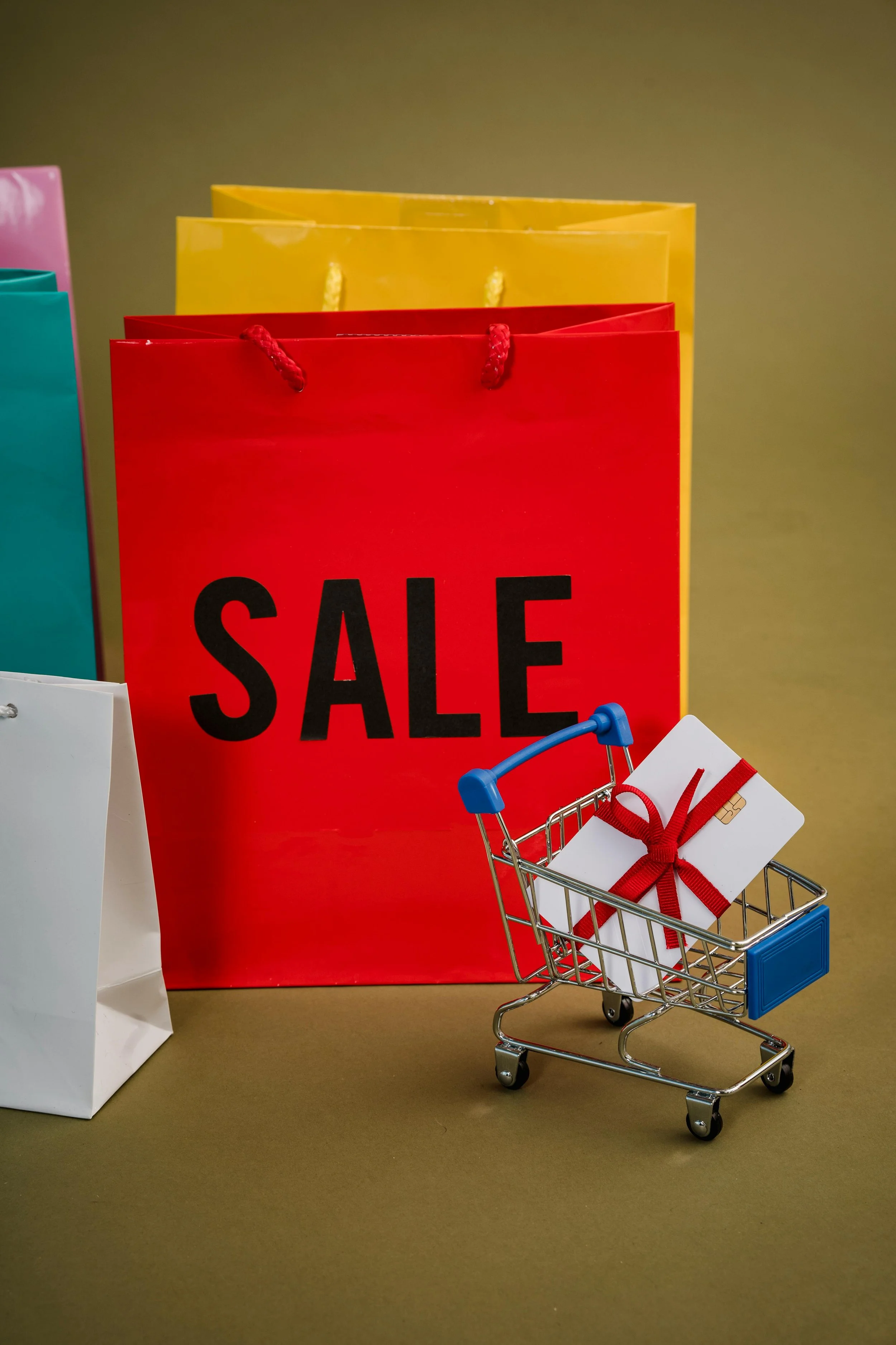 Simple Ways To Spend Less On Everyday Essentials