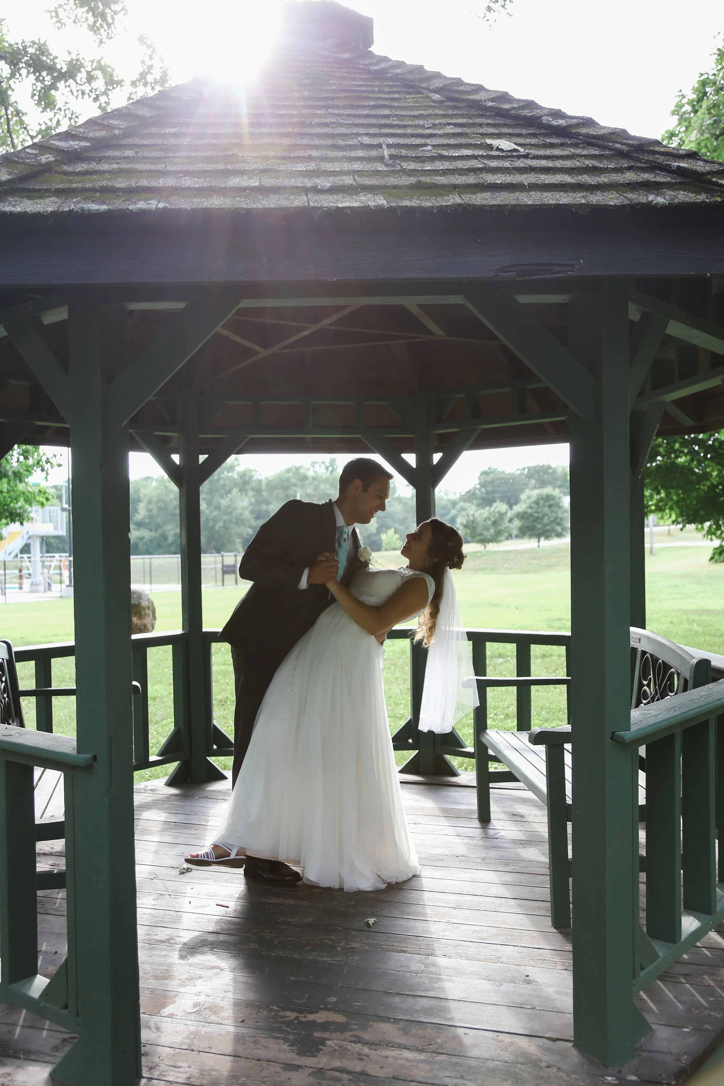 bride and groom gazebo pictures.jpg
