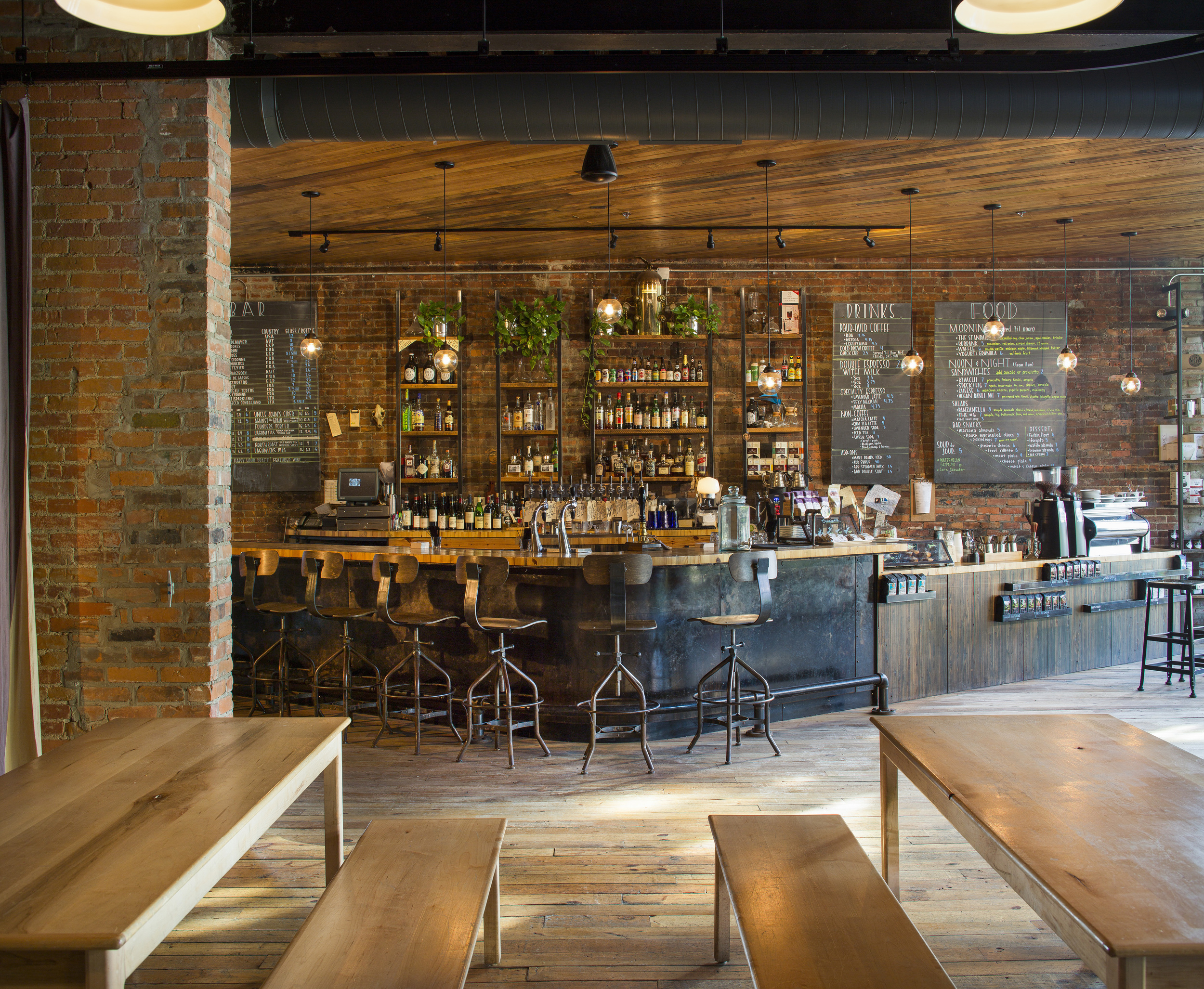   Great Lakes Coffee&nbsp;Institute for Advanced Drinking 2014 Detroit Home Design Award  
