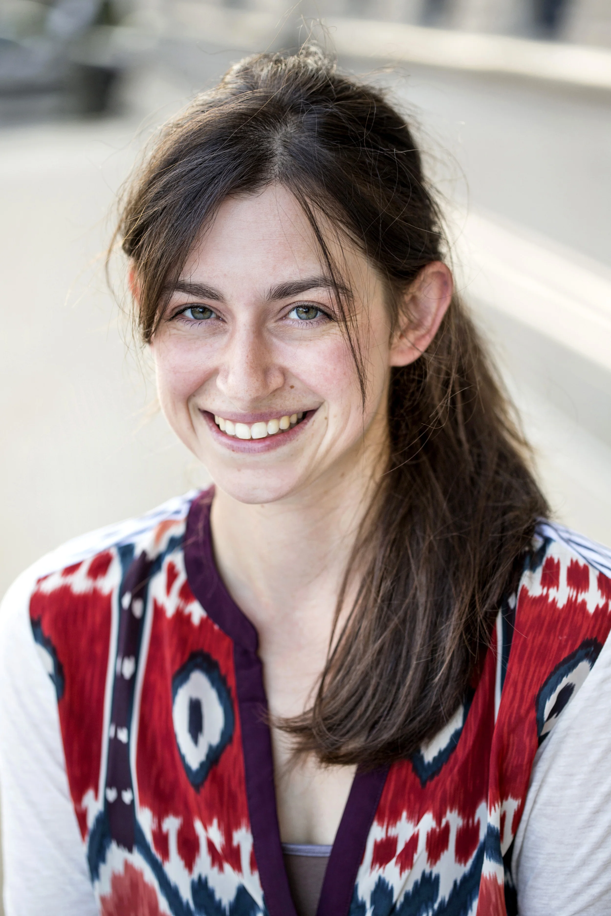 Female architect Elizabeth Skrsson is a renovation expert and the fountainhead behind D MET's kindhearted modern style.