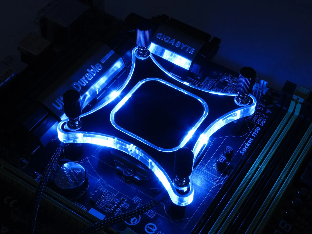 intel-blue.jpg