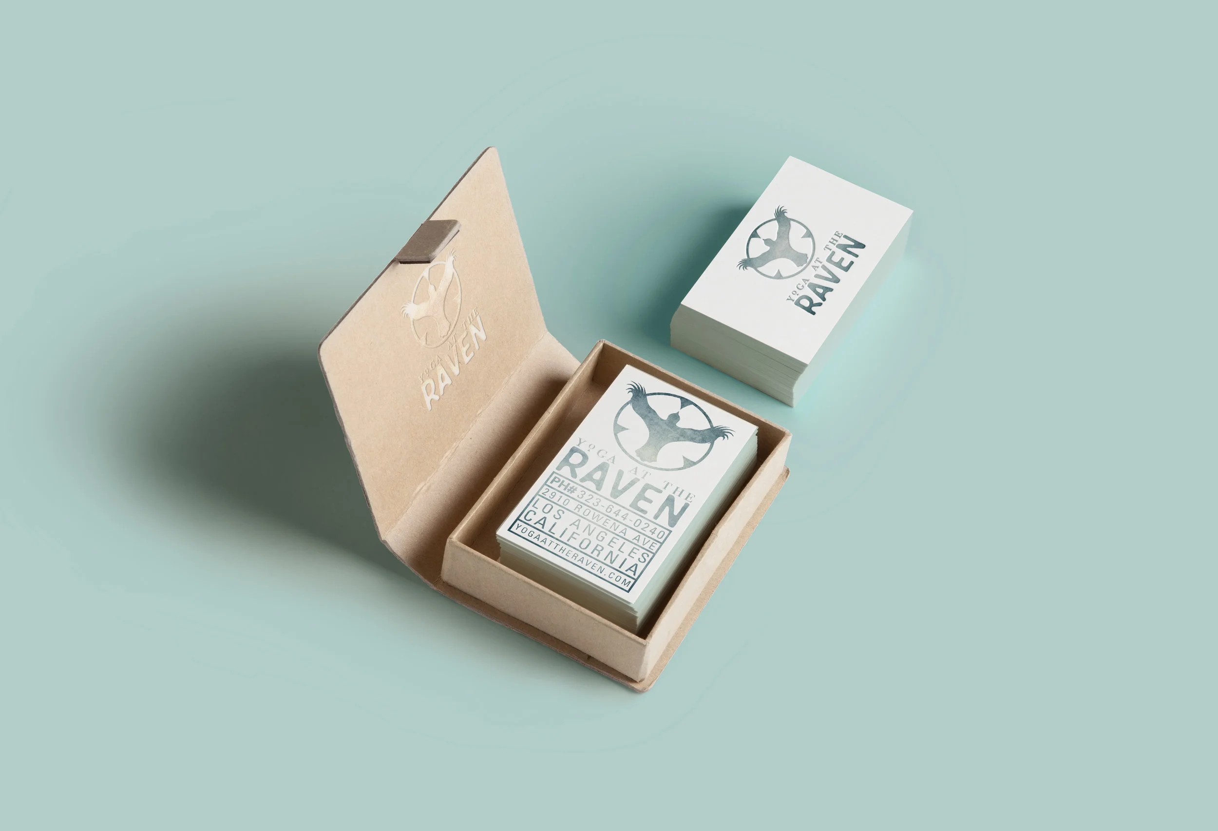 Raven_Businesscard_mockup_final.jpg