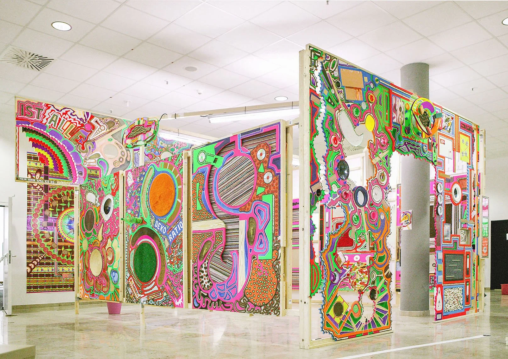 ONTO LOCHER, 2006