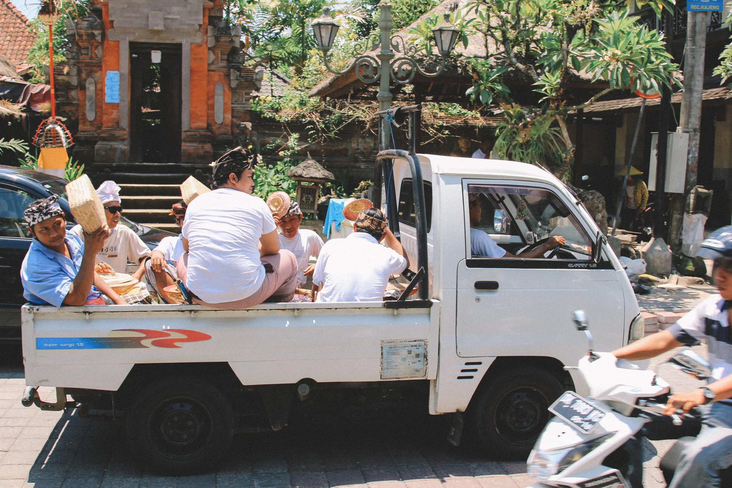 streets-ubud-bali.jpg