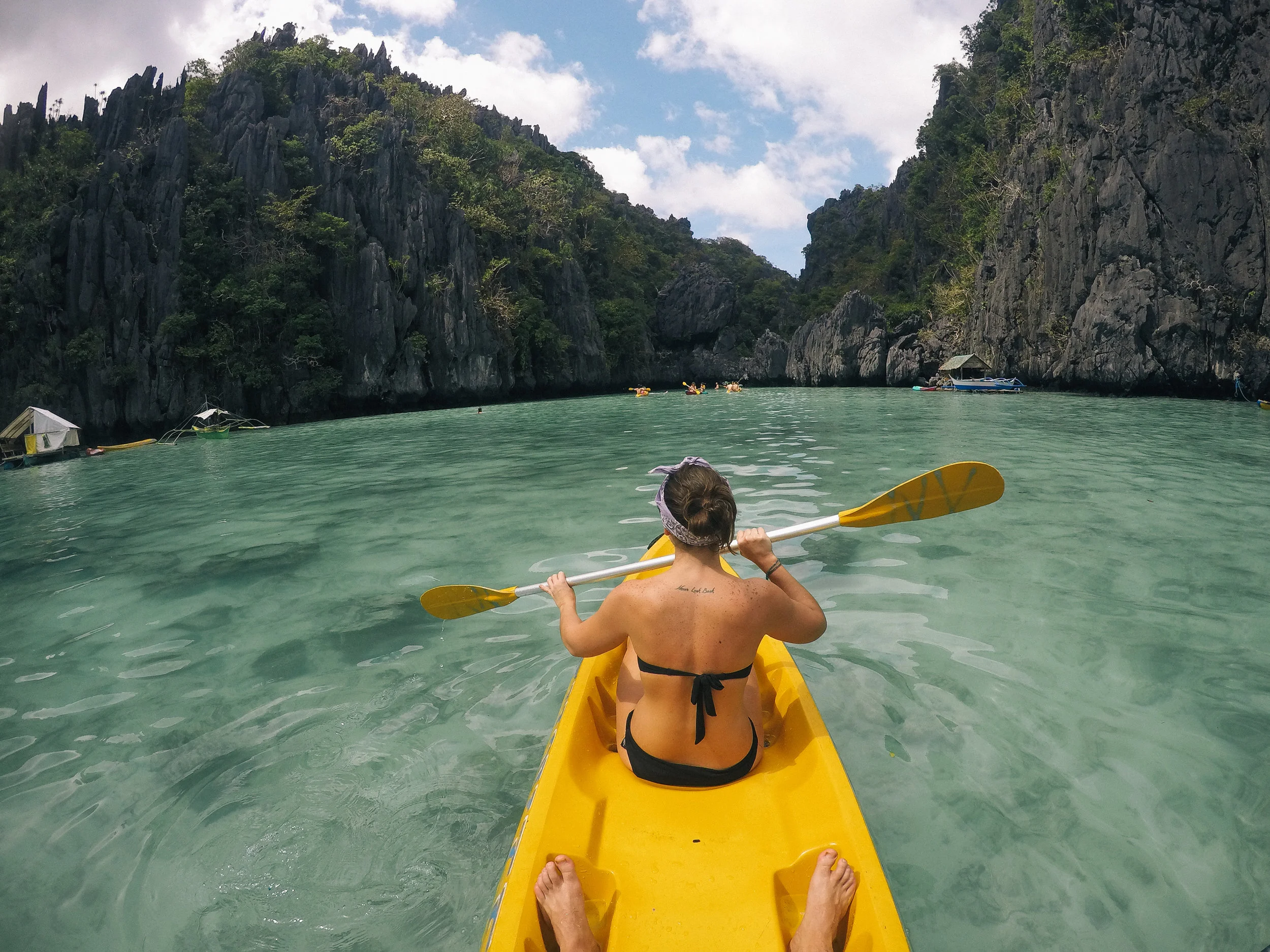 kayak-small-lagoon-philippines-palawan-onmywayFR.jpg