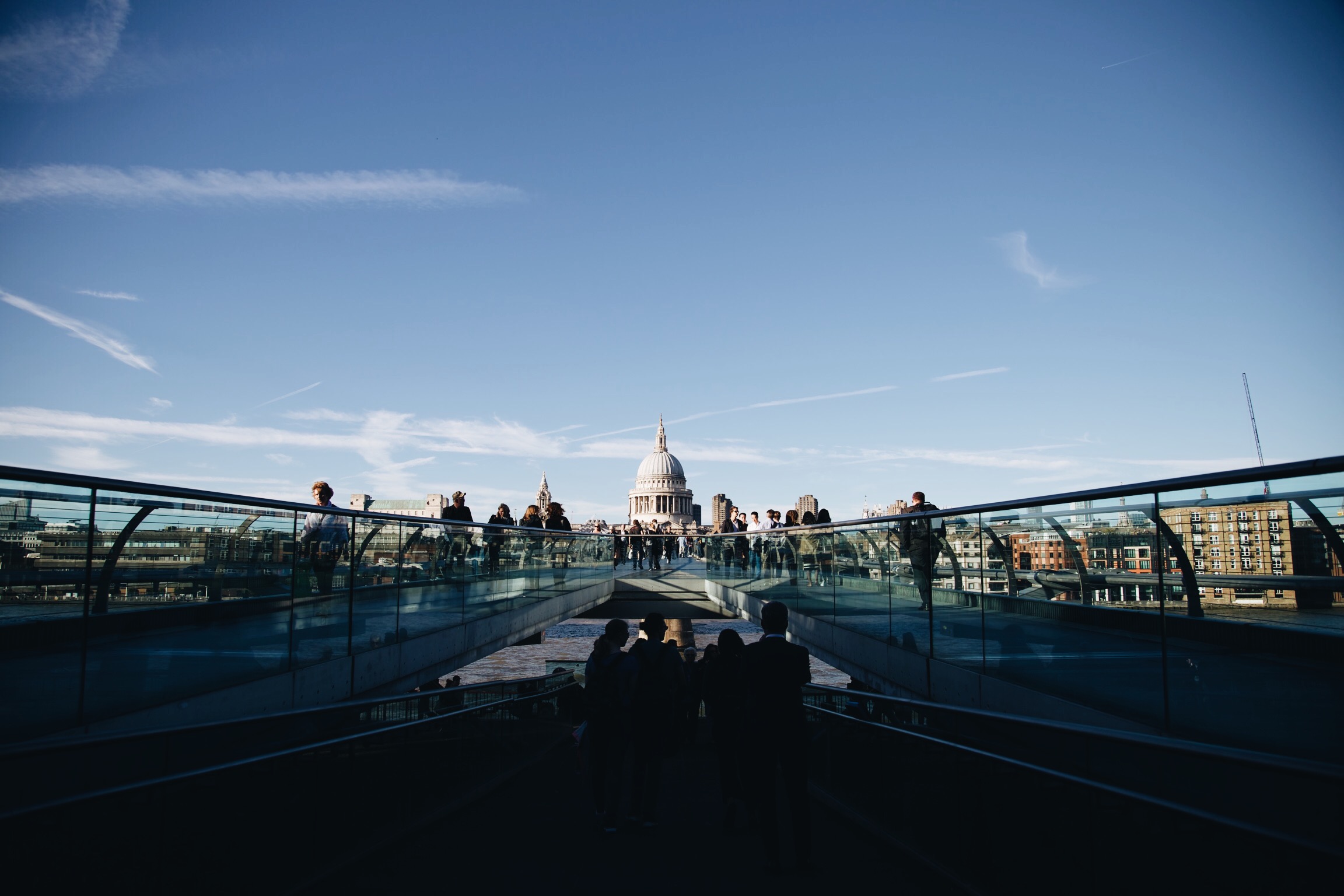 millennium-bridge-blog-onmyway.JPG