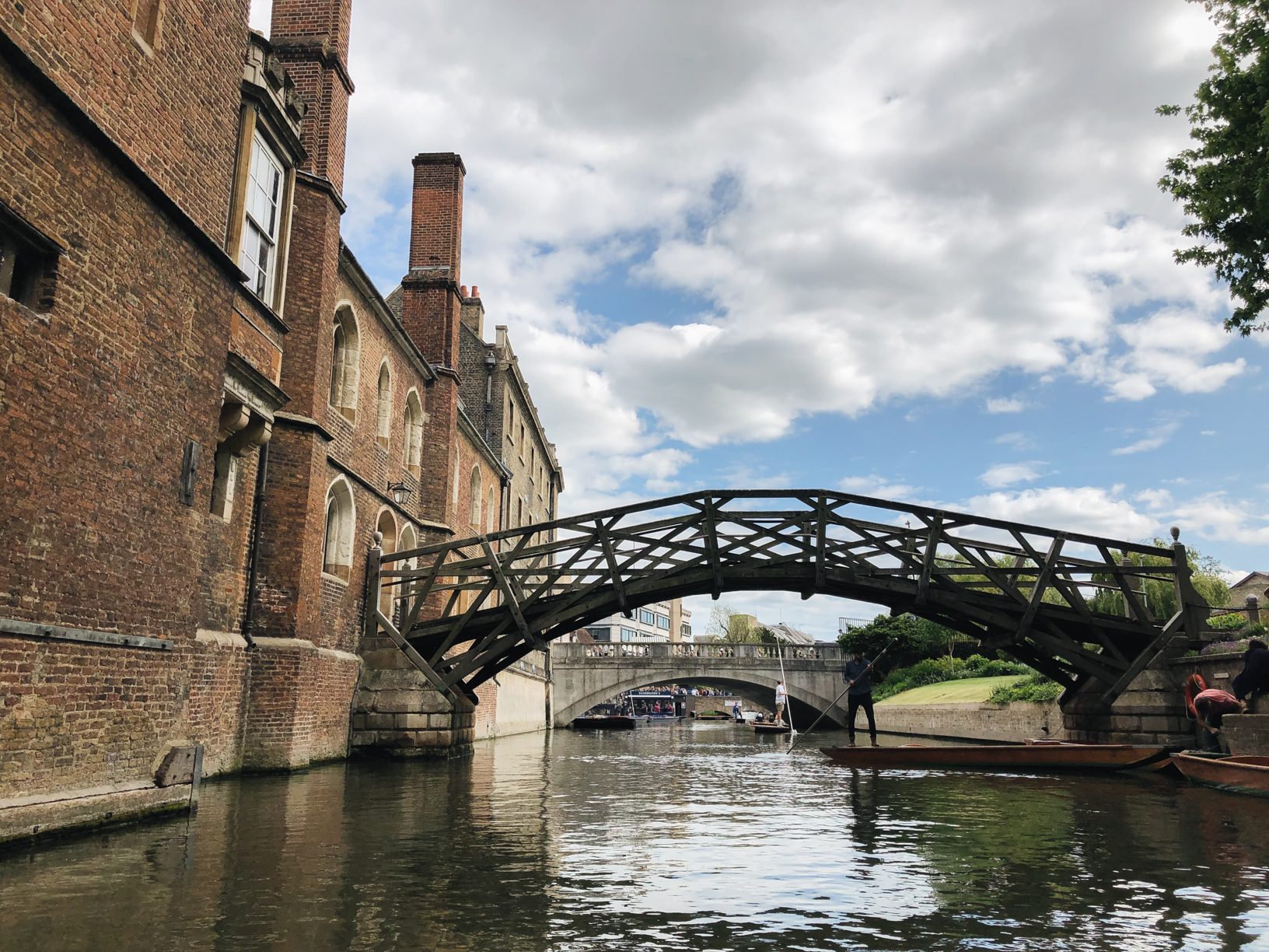 Punting-in-Cambridge-mathematical-bridge.jpg