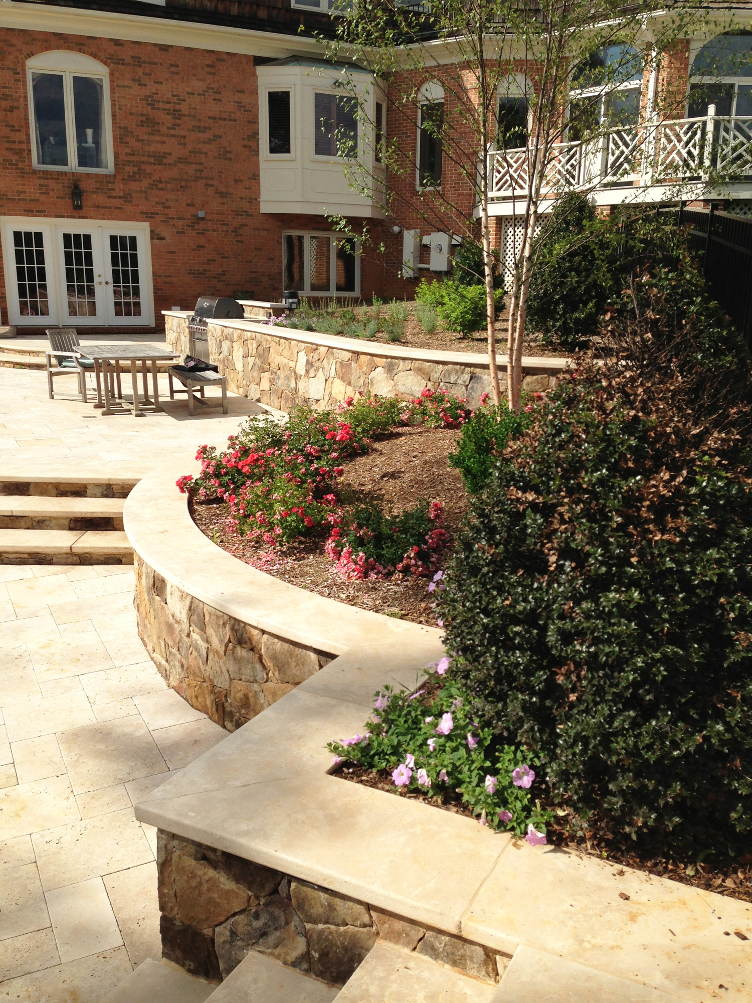Oakton Residence Custom Radial-cut Wall Caps