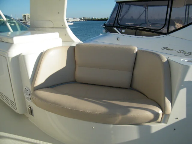 Carver side seat.JPG