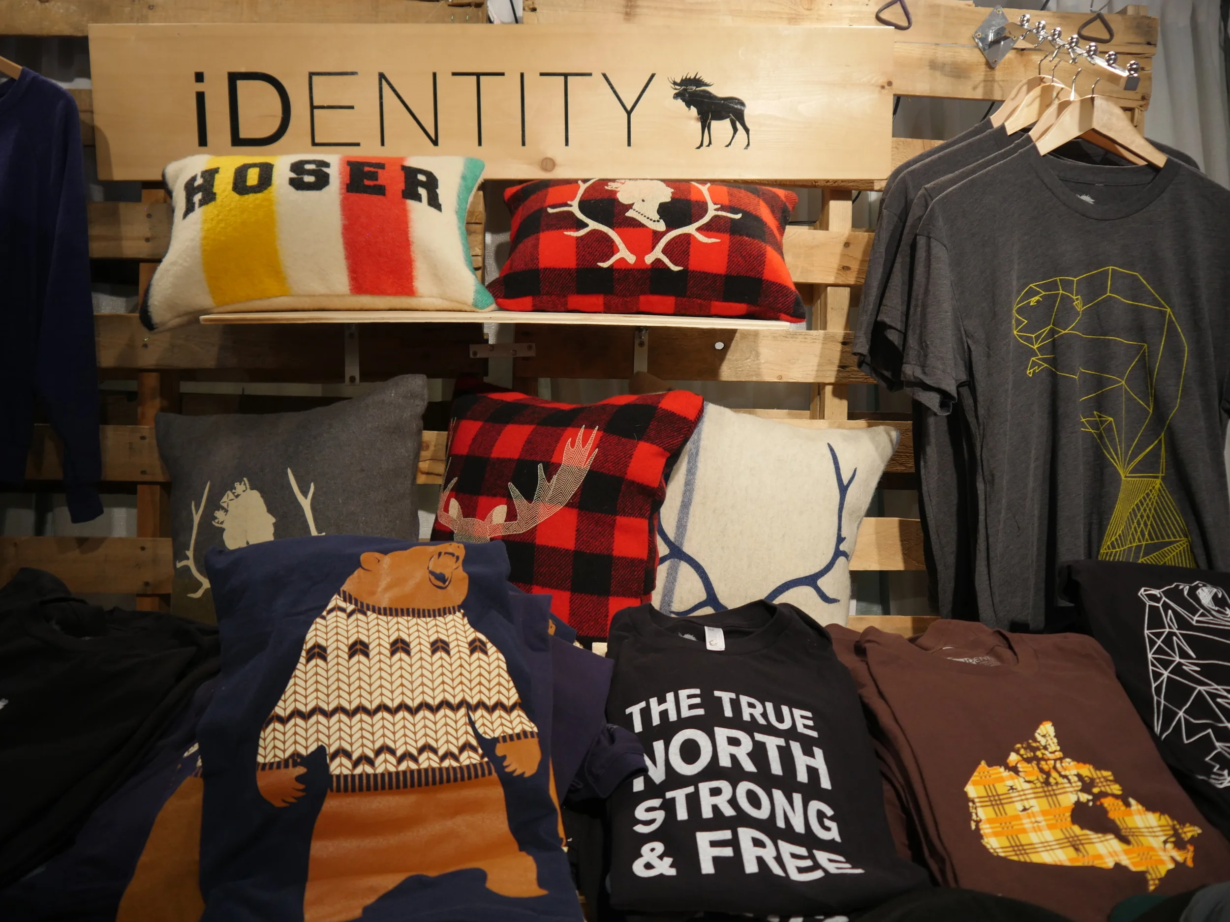 10 Eye-catching Artisans at the One of a Kind Christmas Show @ooak_toronto