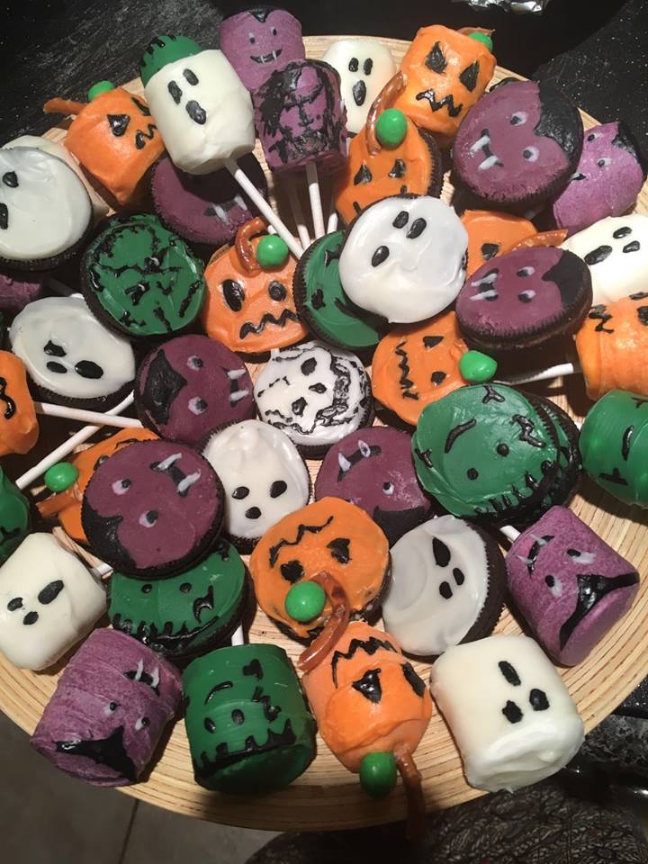 the legendary homemade Halloween treats by Amanda DLC.