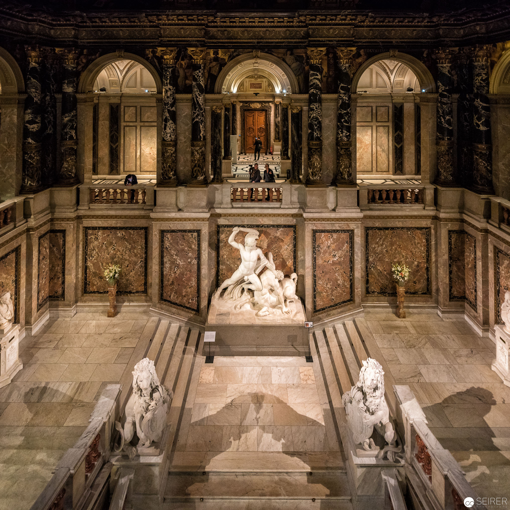 Neue Perspektiven in der Eingangshalle von Stairway To Klimt aus